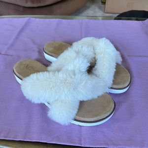 Cream XOXO Slide Slippers